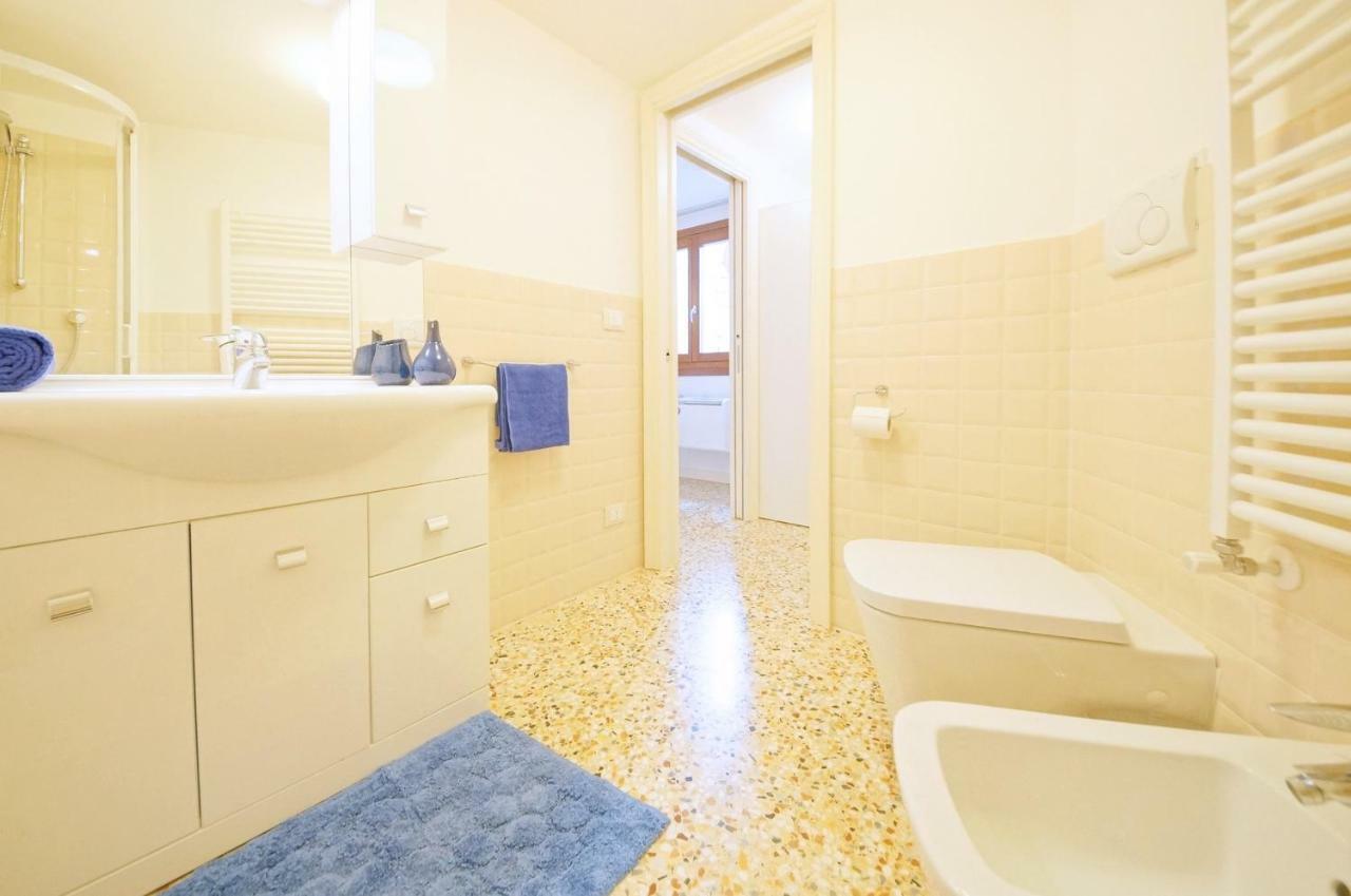 Sant'Aponal Apartment Rialto Venecia Exterior foto